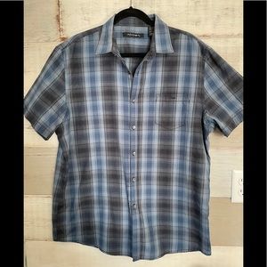Axist  Men’s shirt